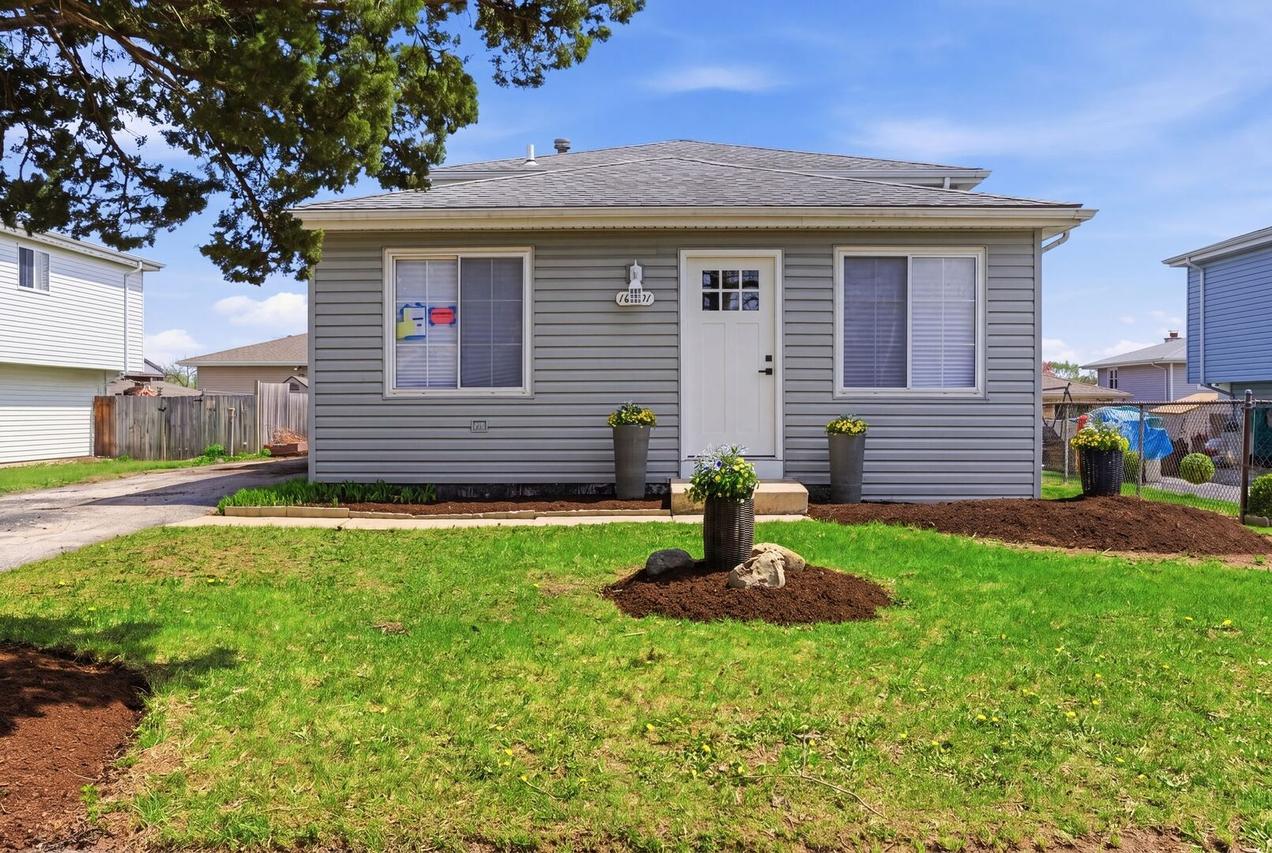 16801 90th Ave., Orland Hills, IL 60487