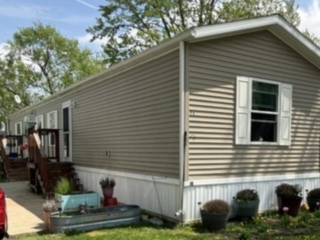 37 Vee Dr., Manteno, IL 60950