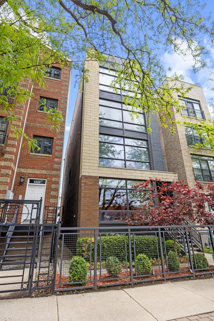 3321 N Sheffield Ave. #1, Chicago, IL 60657