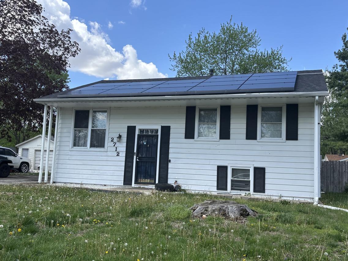 2712 Willowpark Dr., Champaign, IL 61821