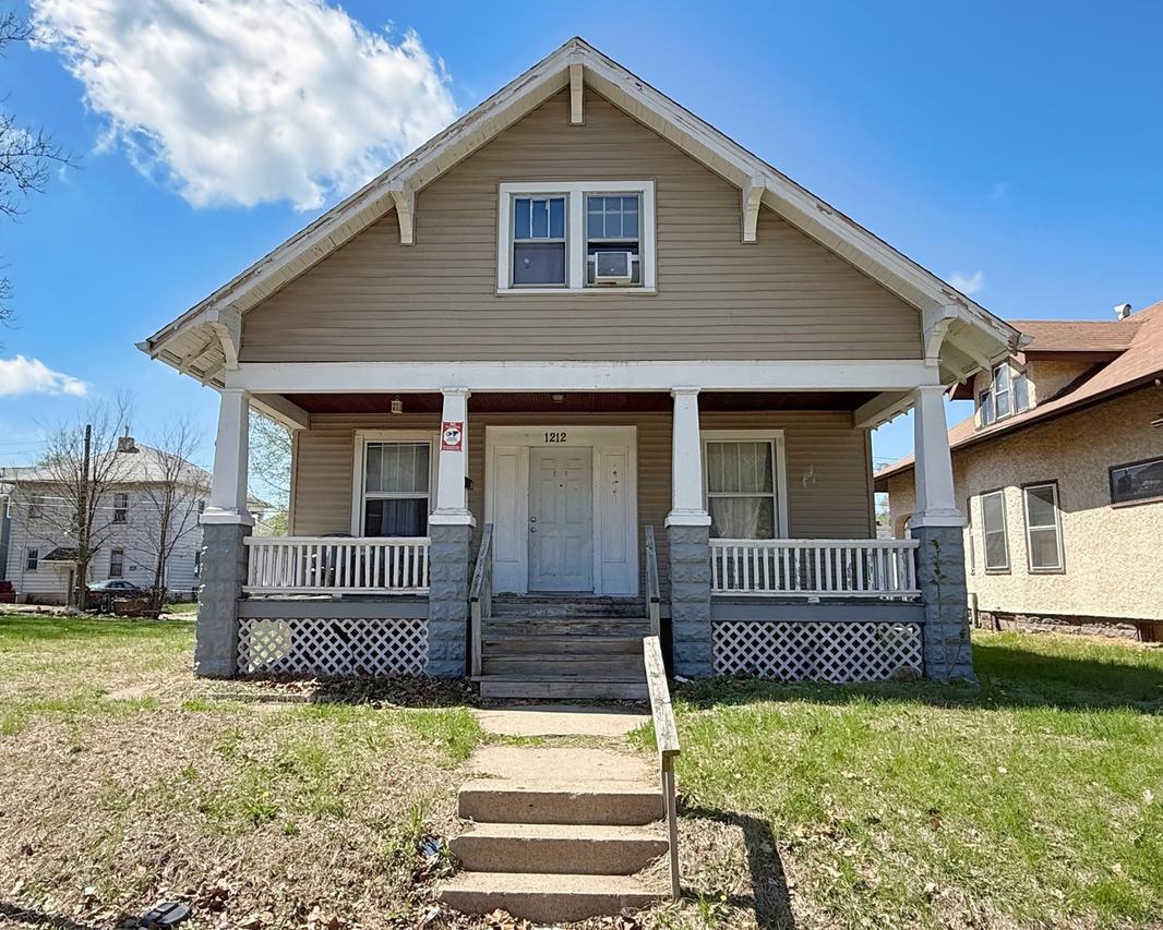 1212 Glenhurst Ct., Rock Island, IL 61201