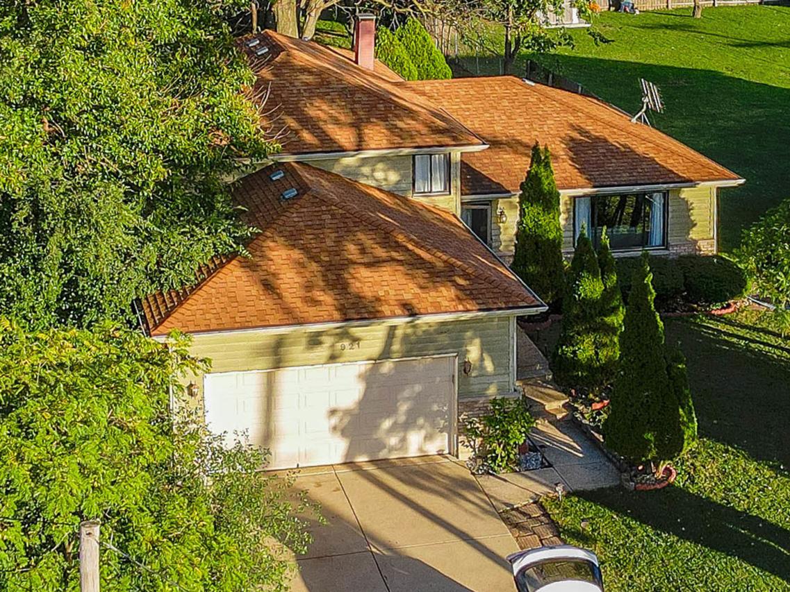 921 N Grace St., Lombard, IL 60148