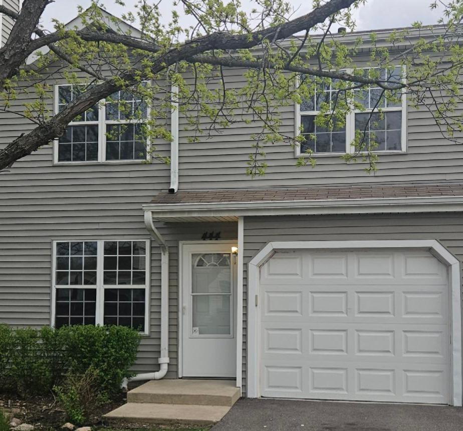 444 Meadow Hill Ln., Round Lake Beach, IL 60073