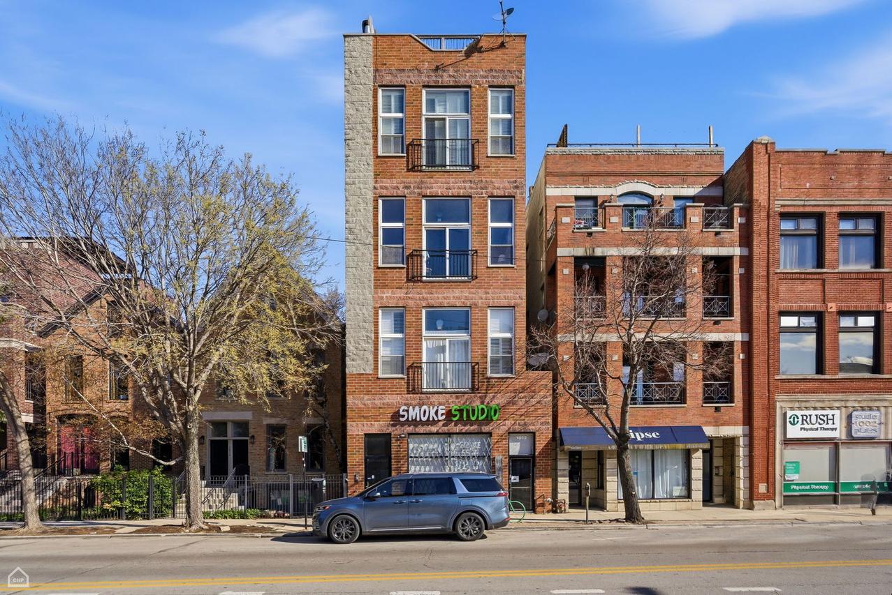 1012 W Diversey Pkwy. #3, Chicago, IL 60614
