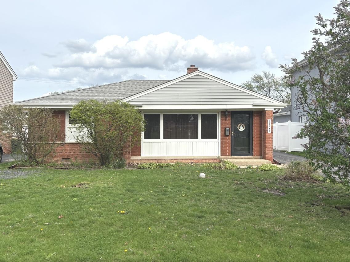 8303 N Washington St., Niles, IL 60714