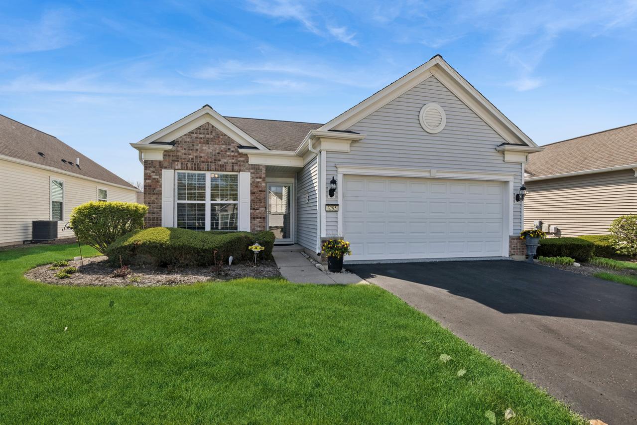 3295 Comstock Ct., Mundelein, IL 60060