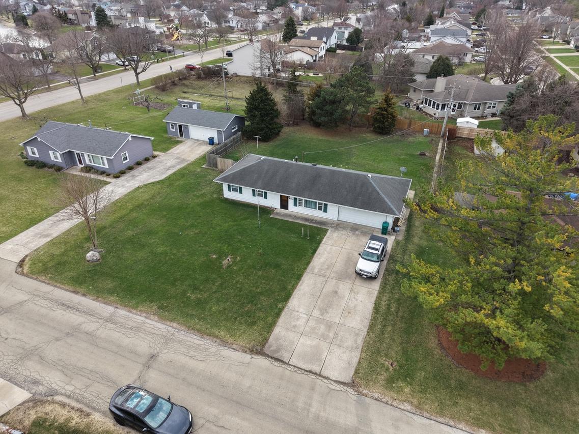 3002 Harris Dr., Joliet, IL 60431