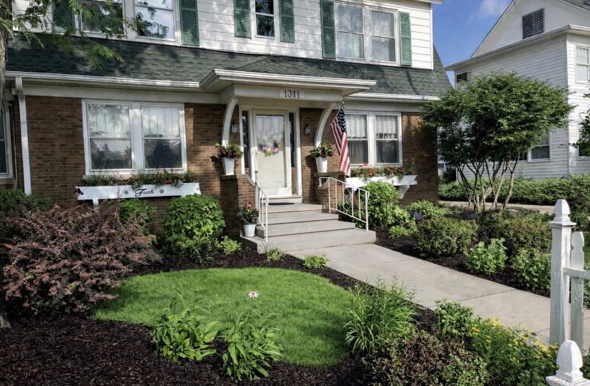 1311 N Richmond Rd., Mchenry, IL 60050