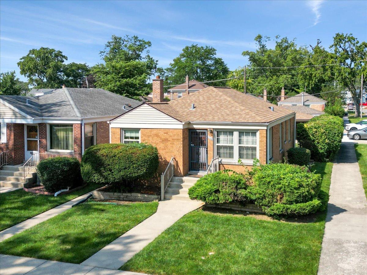 316 Morris Ave., Bellwood, IL 60104