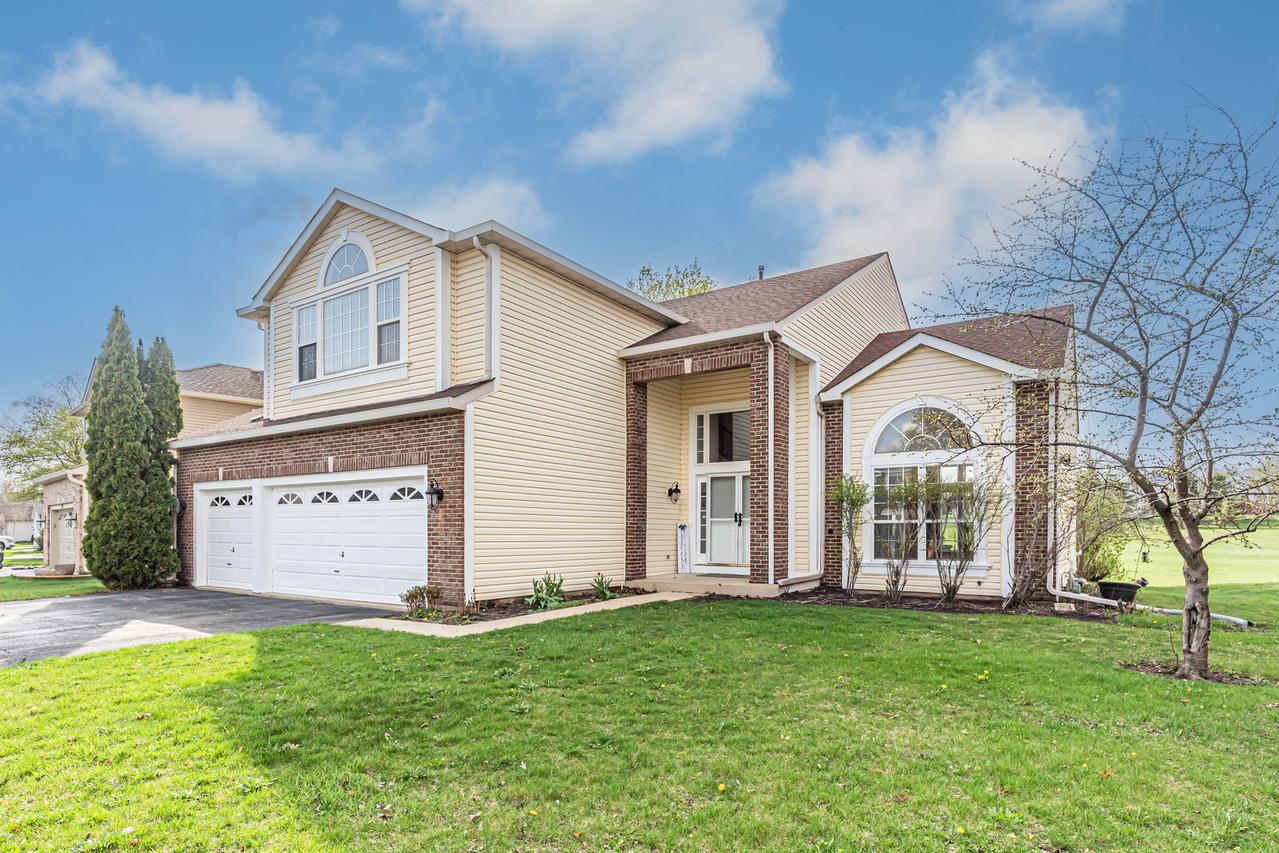 1171 Heavens Gate, Lake In The Hills, IL 60156