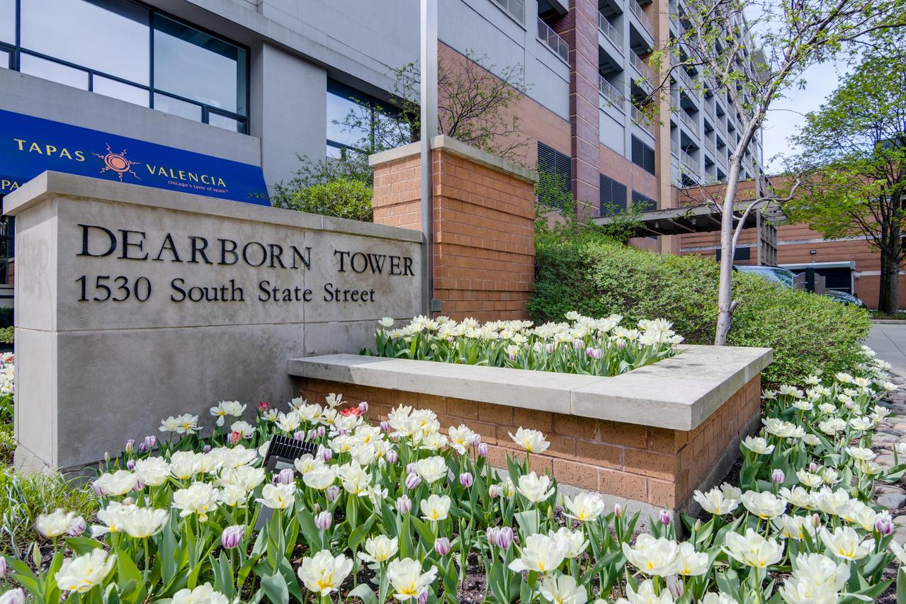 1530 S State St. #421, Chicago, IL 60605