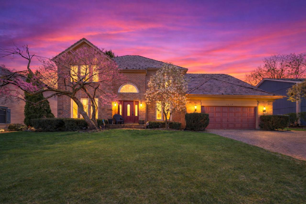 1113 Loyola Dr., Libertyville, IL 60048