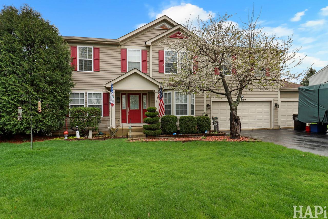1909 Hemlock Dr., Mchenry, IL 60050
