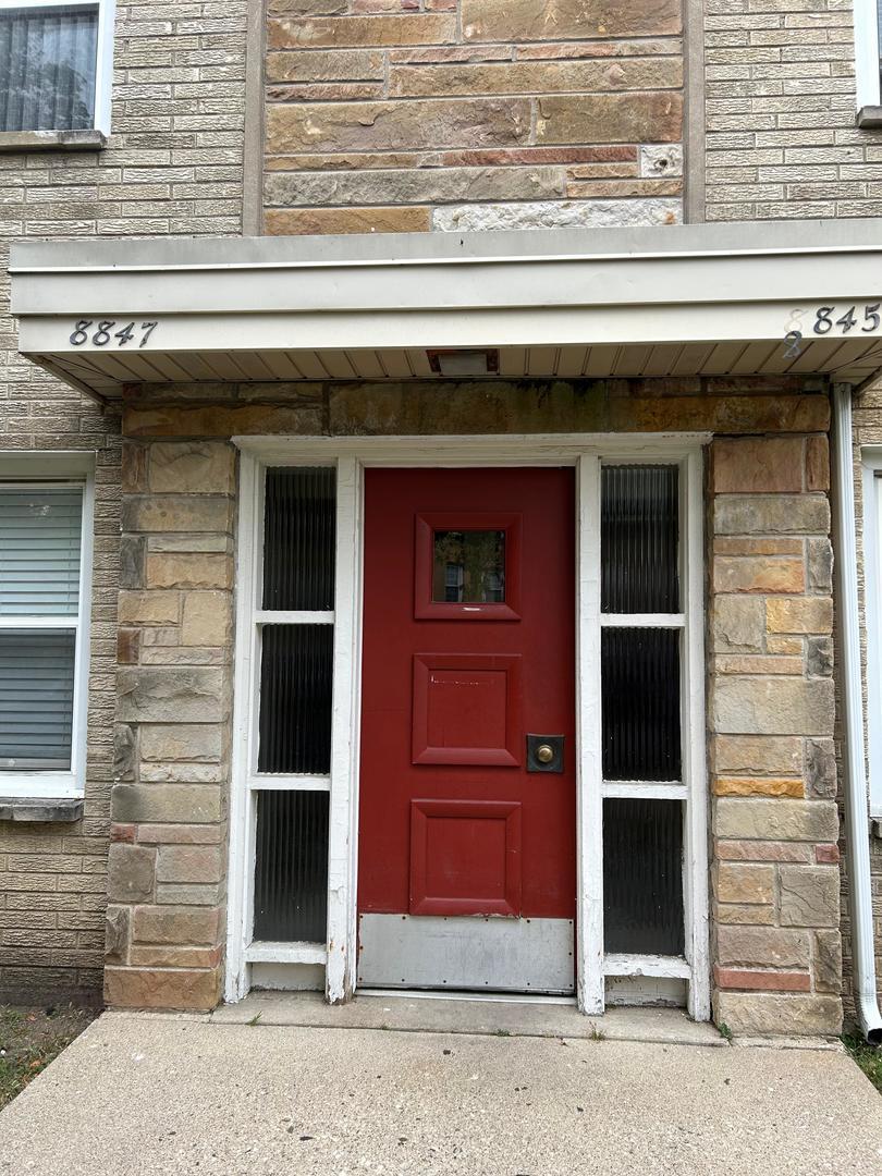 8847 La Crosse Ave. #204, Skokie, IL 60077