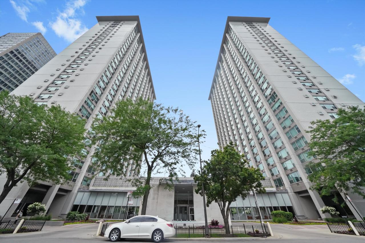 3600 N Lake Shore Dr. #1814, Chicago, IL 60613