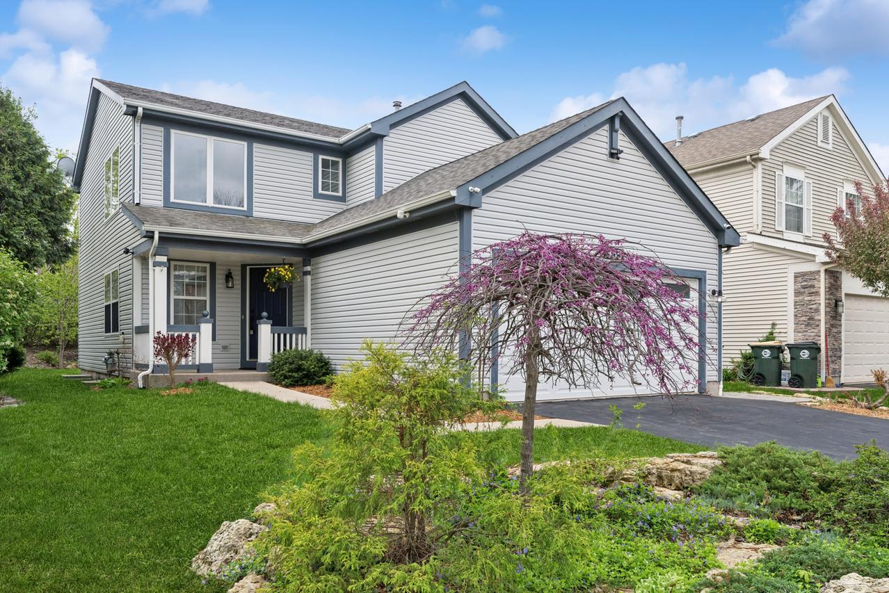 955 Blackburn Dr., Grayslake, IL 60030
