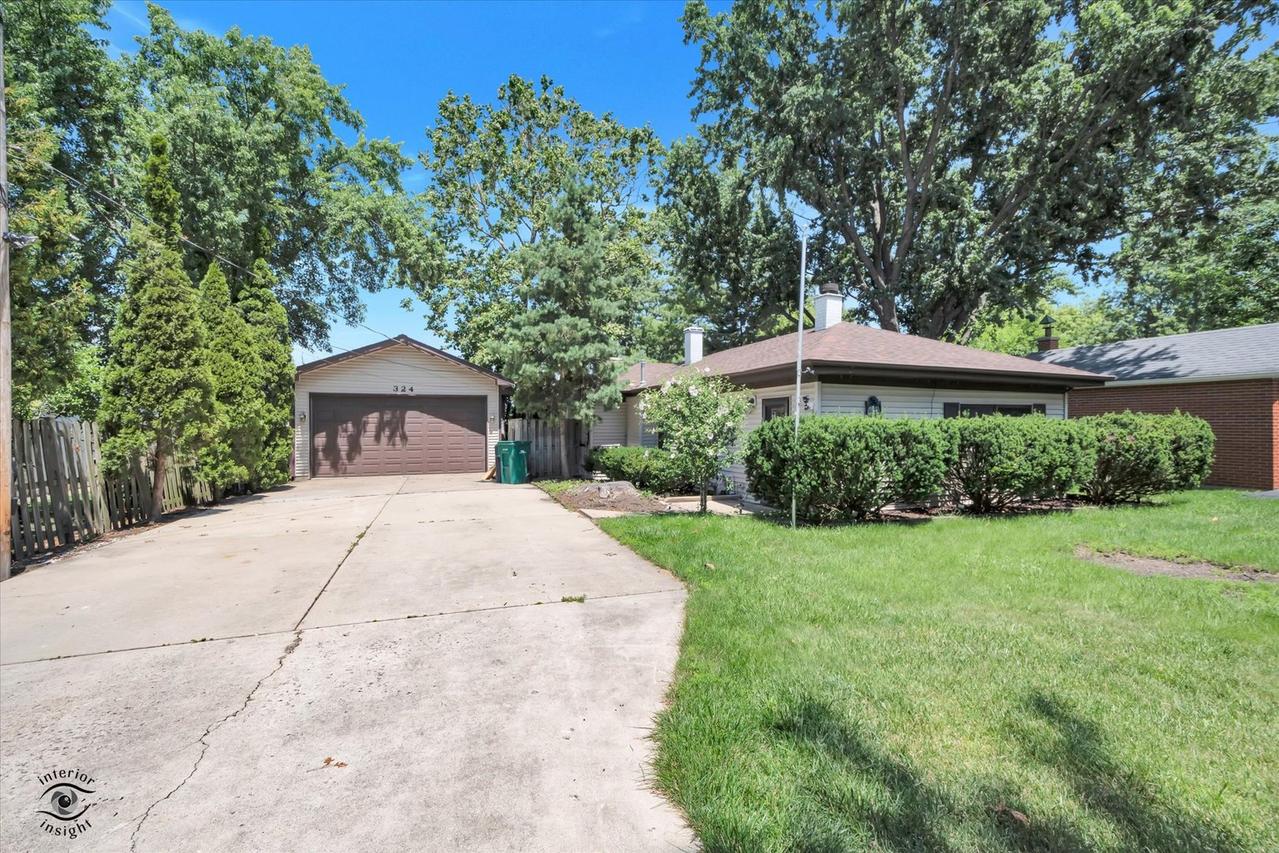 324 W Harrison Rd., Lombard, IL 60148