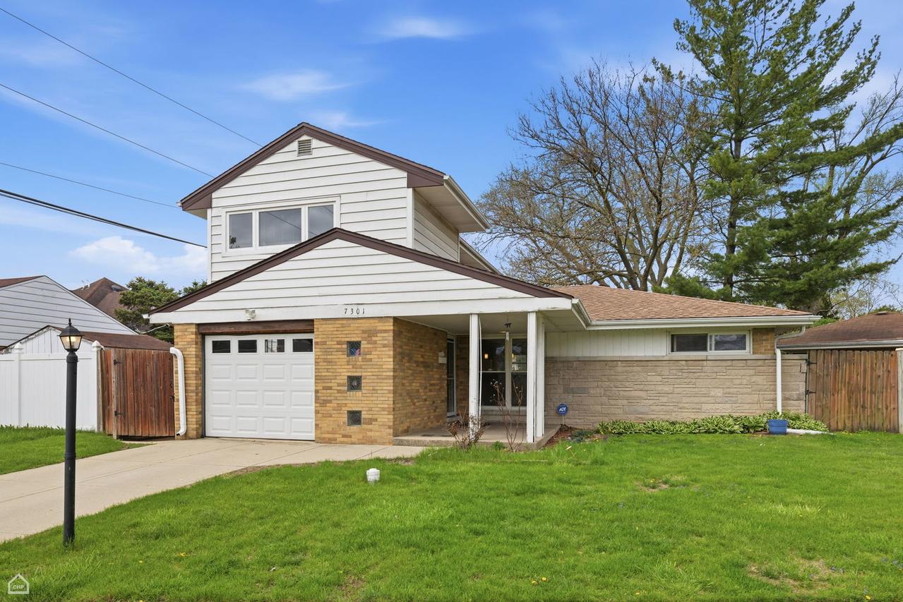 7301 Davis St., Morton Grove, IL 60053