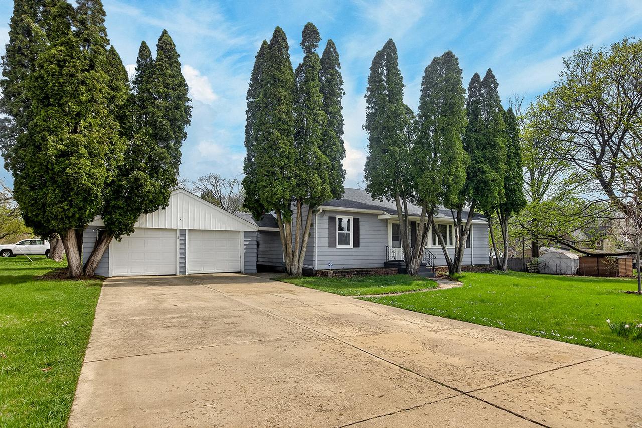 1706 Warren Rd., Rockford, IL 61108