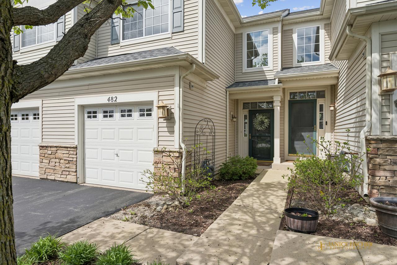 482 Telluride Dr., Gilberts, IL 60136