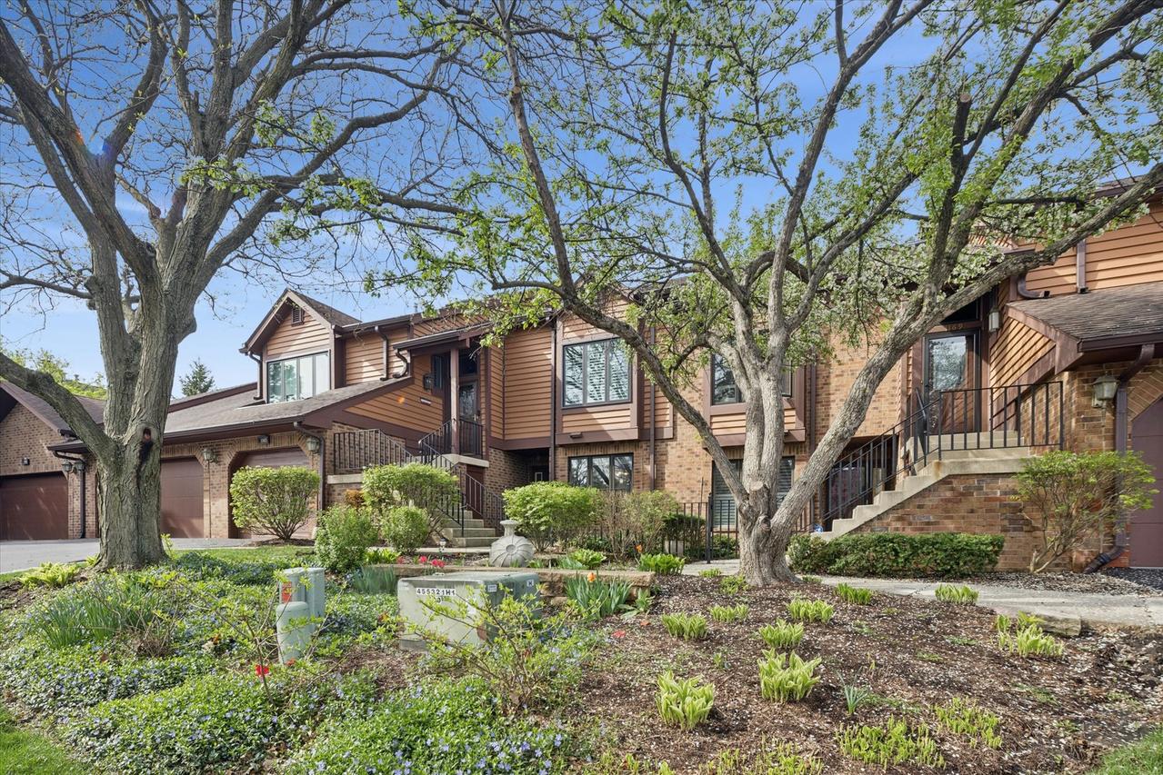 1163 Mistwood Ct., Downers Grove, IL 60515