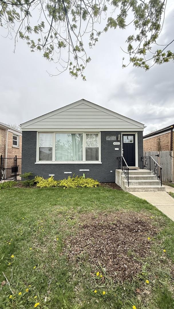 4553 S Leclaire Ave., Chicago, IL 60638