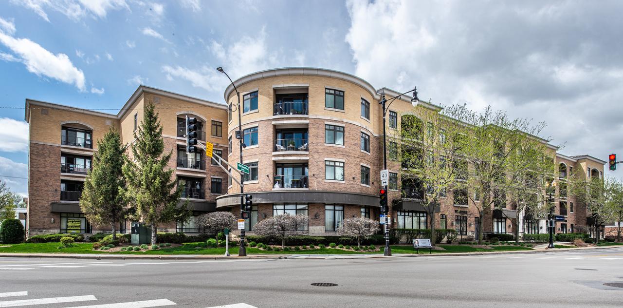 6400 N Northwest Hwy. #203, Chicago, IL 60631