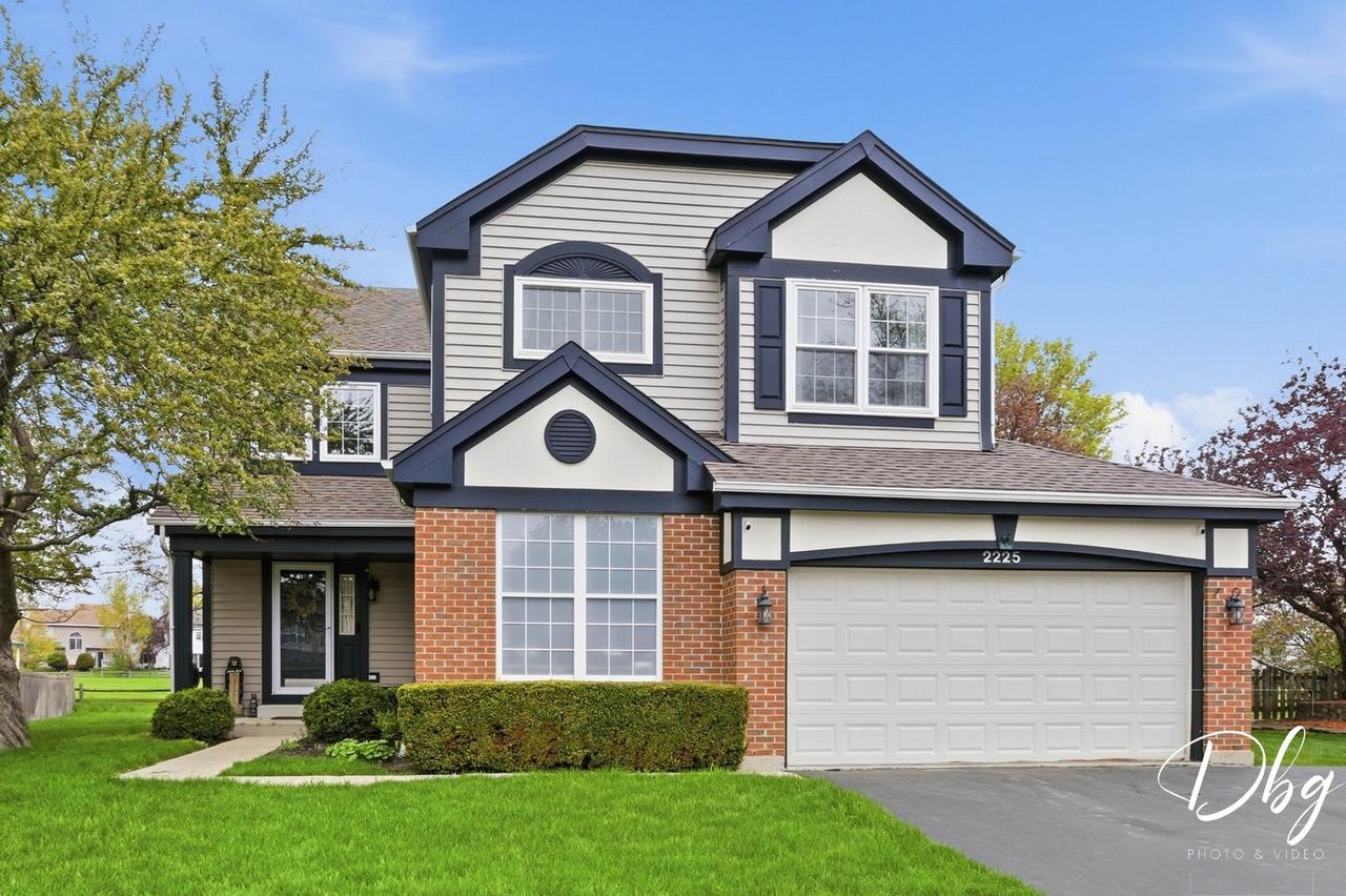 2225 N Old Pond Ct., Round Lake Beach, IL 60073