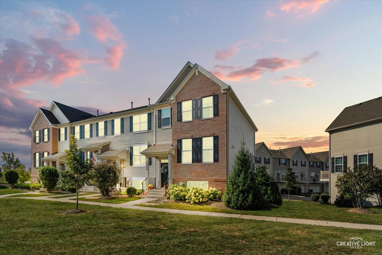 506 Creek Dr., Oswego, IL 60543