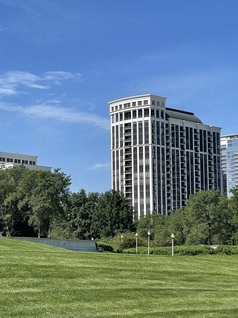 233 E 13th St. #1708, Chicago, IL 60605