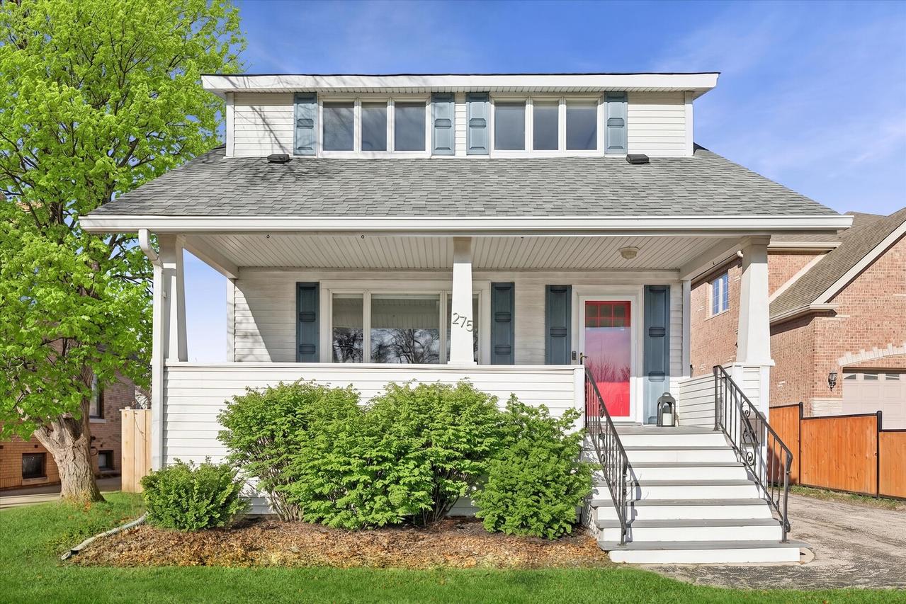 275 W North Ave., Elmhurst, IL 60126