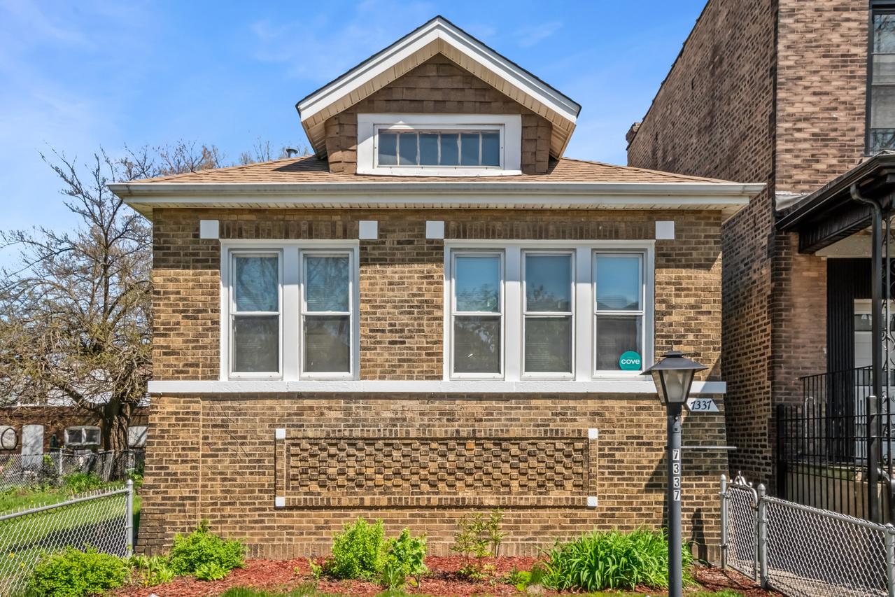 7337 S University Ave., Chicago, IL 60619