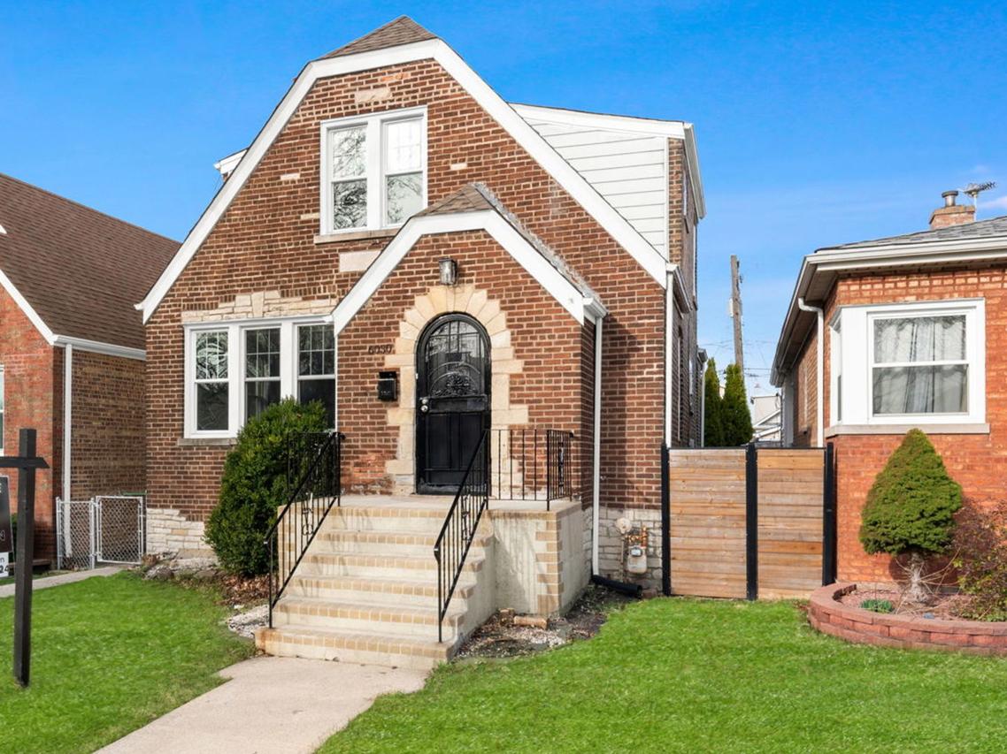 6030 S Mayfield Ave., Chicago, IL 60638
