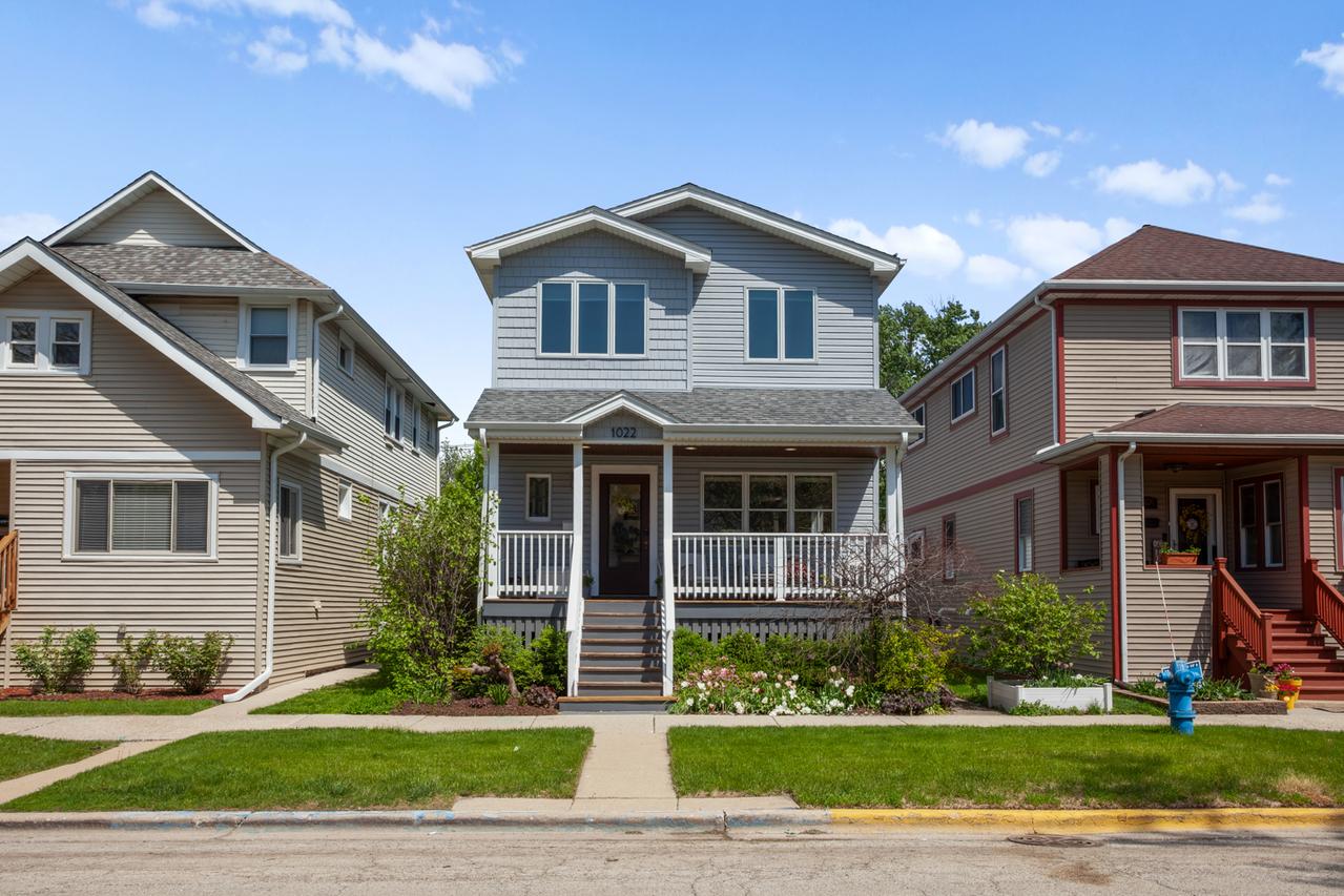 1022 Lathrop Ave., Forest Park, IL 60130