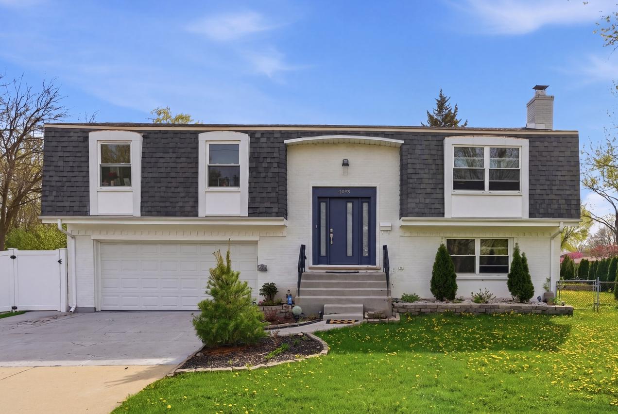 1065 N Smith St., Palatine, IL 60067