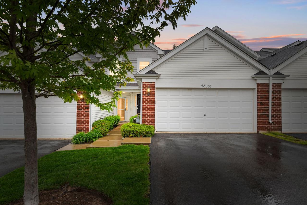 28088 W Niagara St., Lakemoor, IL 60051