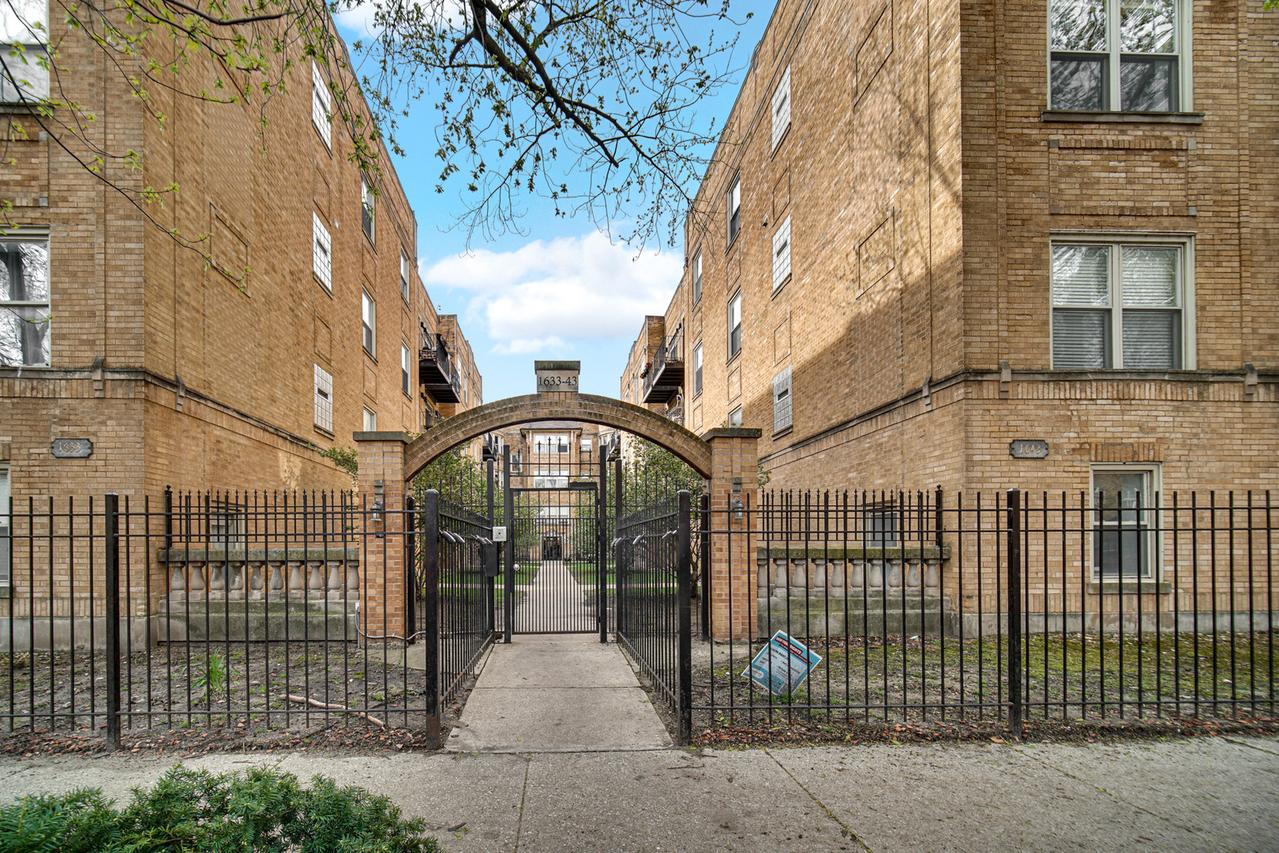 1643 W Farwell Ave. #1N, Chicago, IL 60626