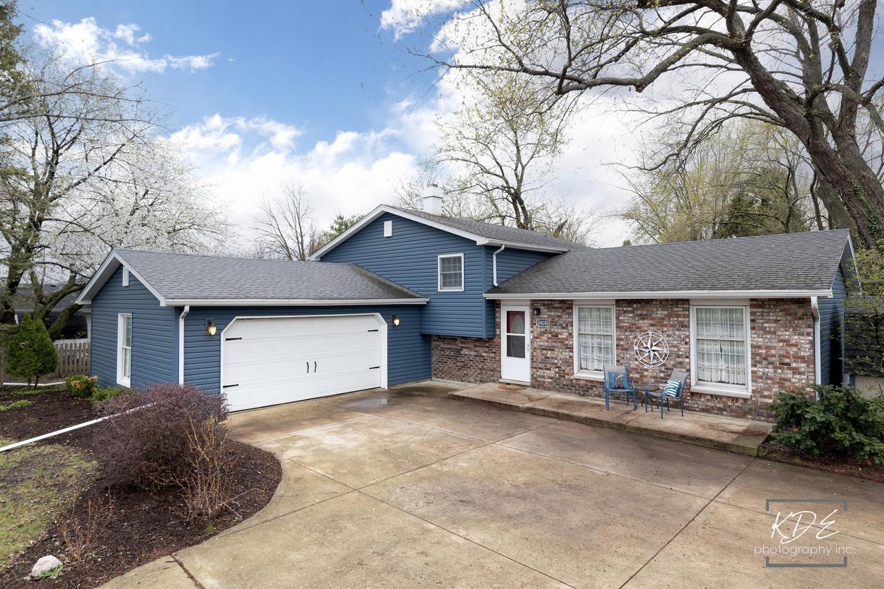 24143 W 103rd St., Naperville, IL 60564