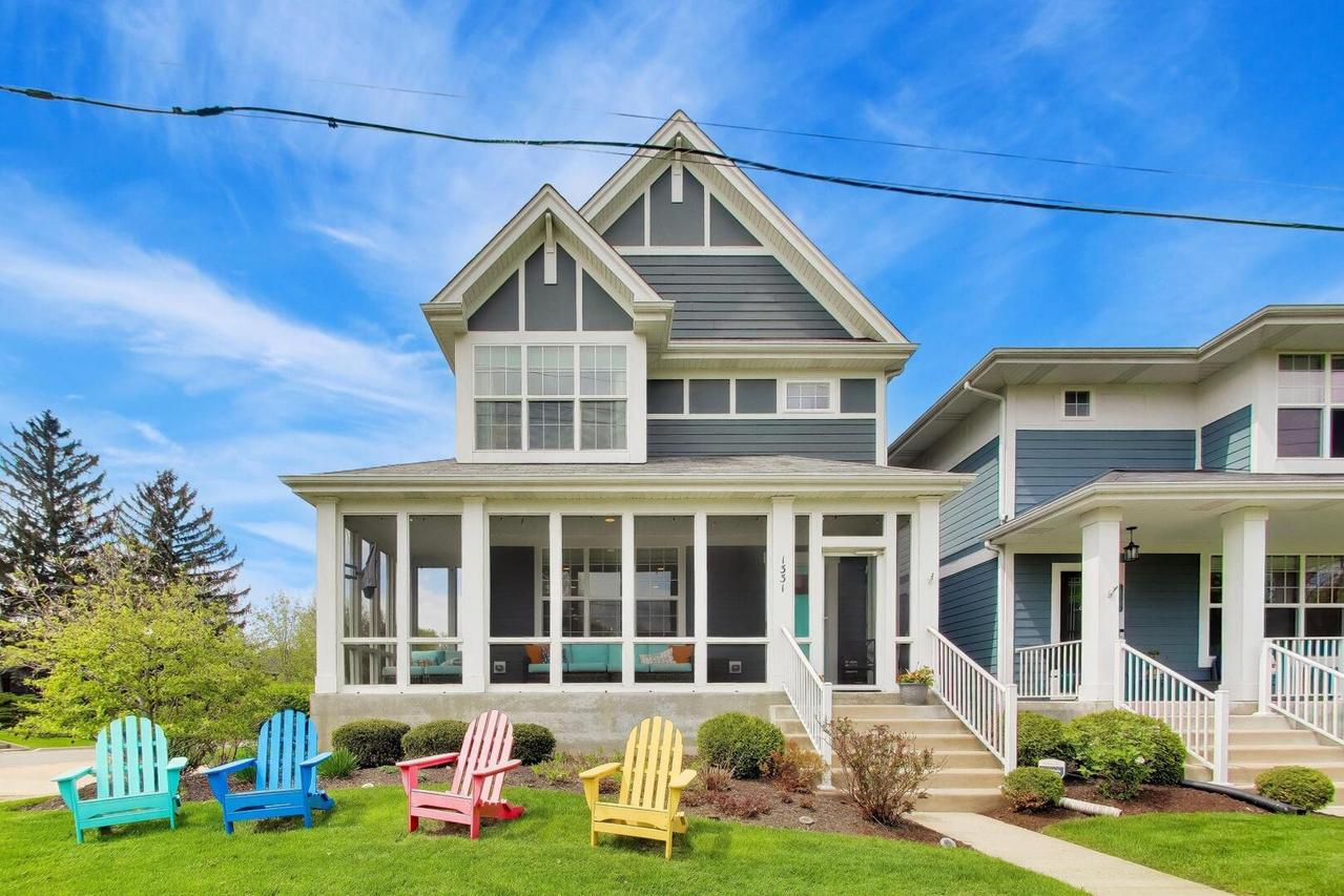 1331 Avery Ave., Wheaton, IL 60187