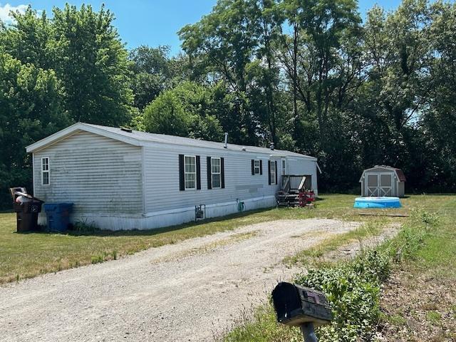 745 E Mary Ln., Godley, IL 60407