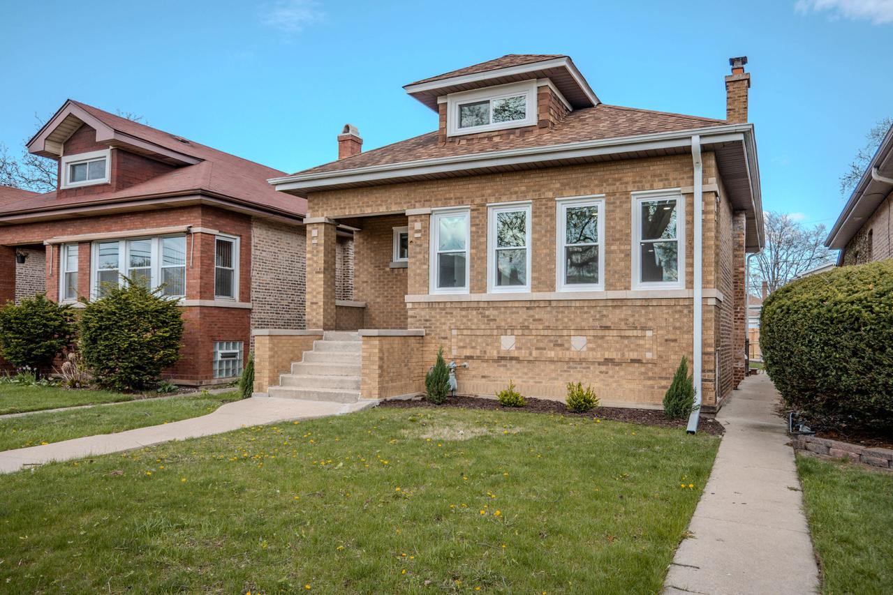 1226 Hayes Ave., Oak Park, IL 60302