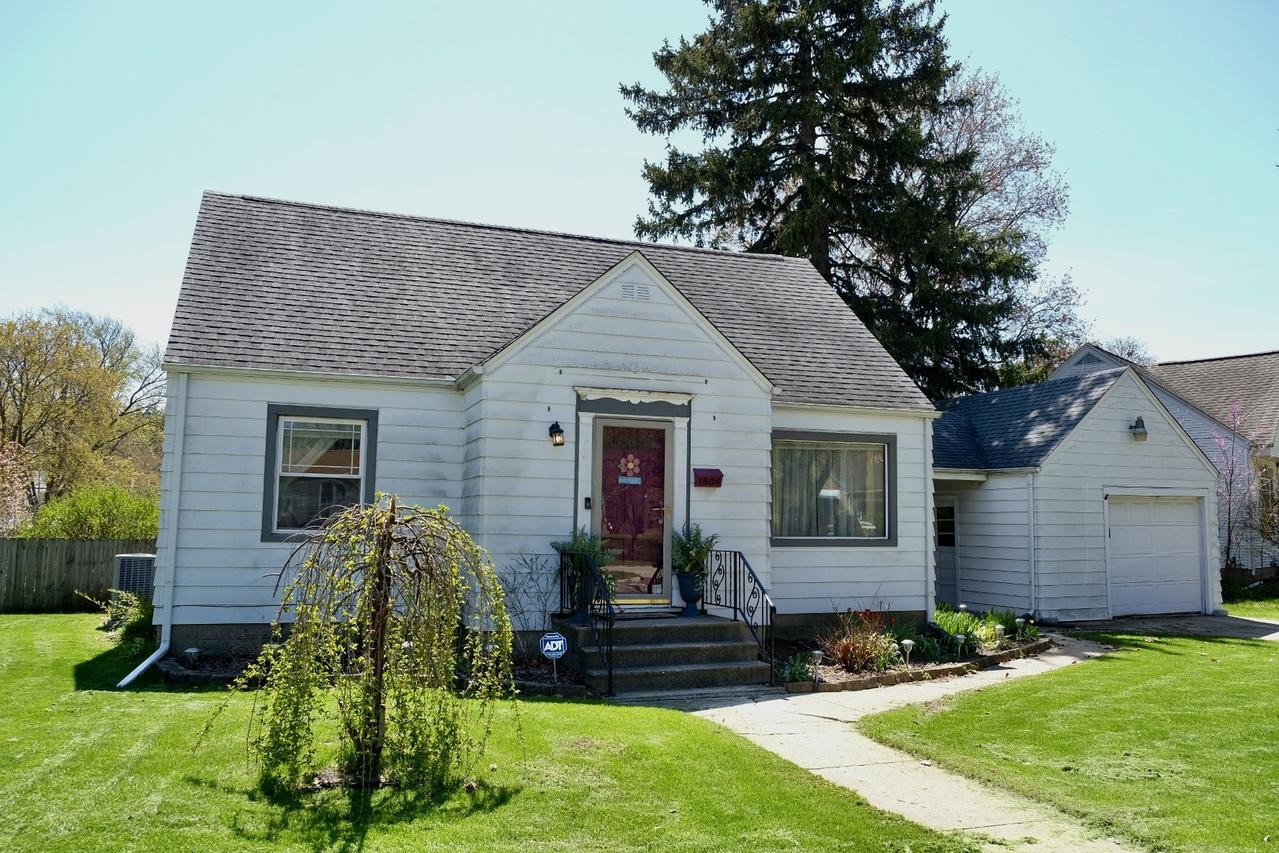 1804 E Gate Pkwy., Rockford, IL 61108