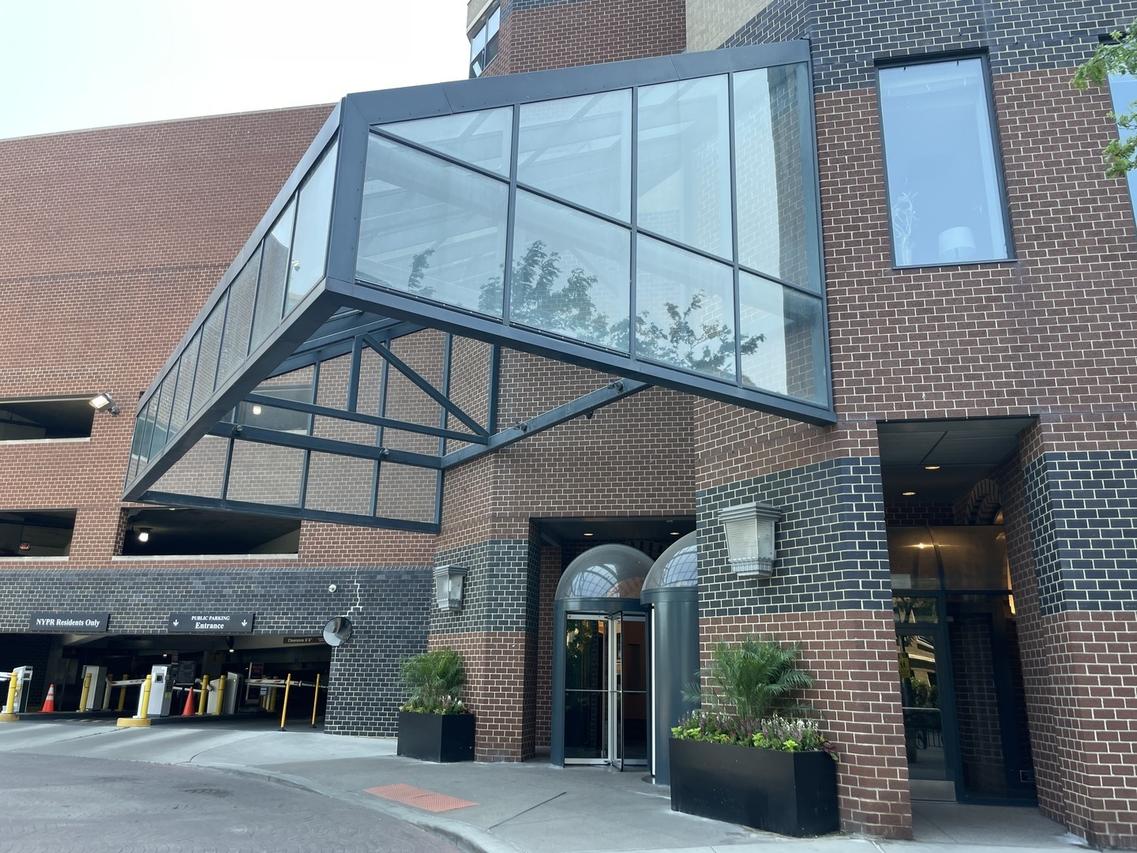 3660 N Lake Shore Dr. #2310, Chicago, IL 60613