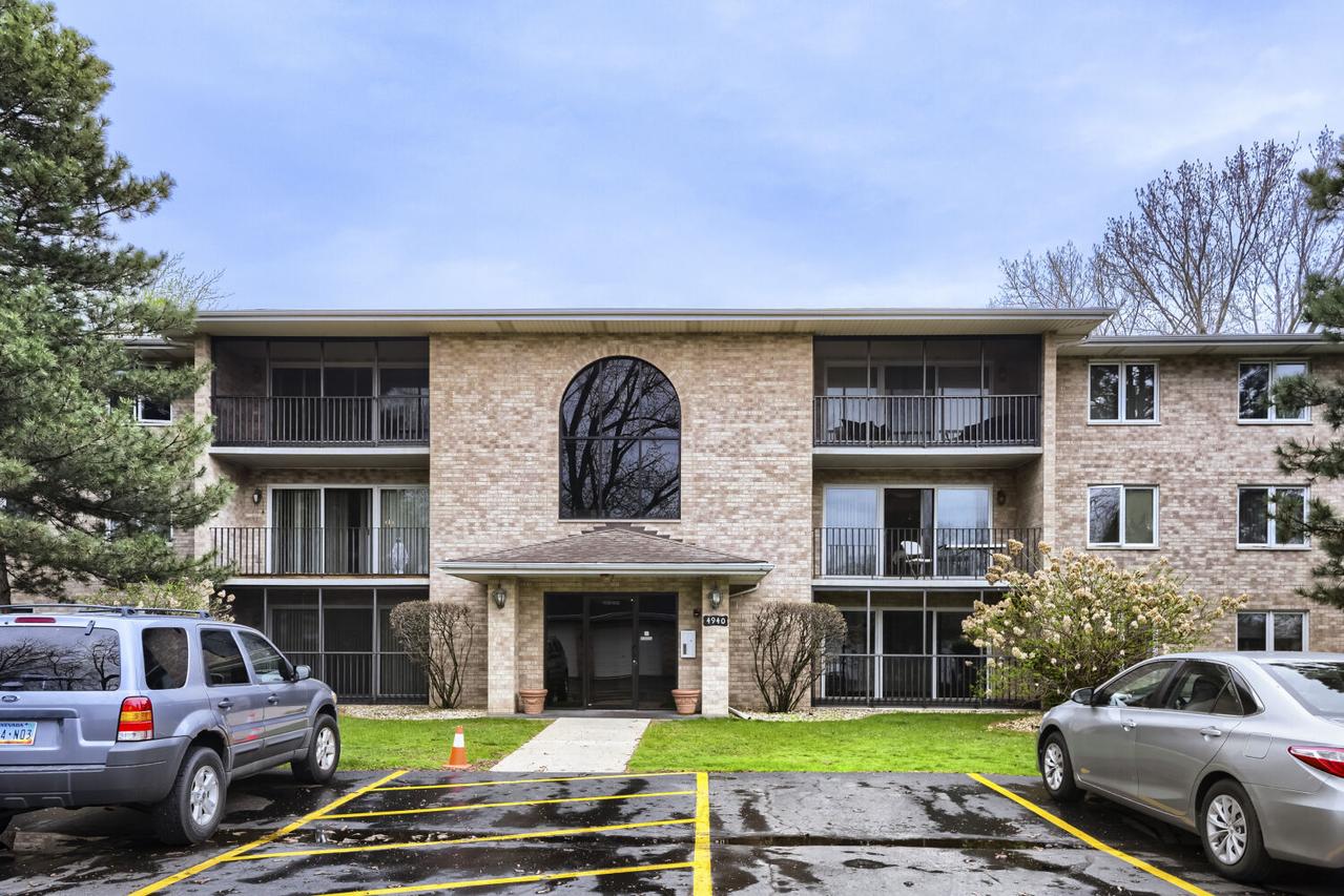 4940 W 134 Ct. #403, Crestwood, IL 60418