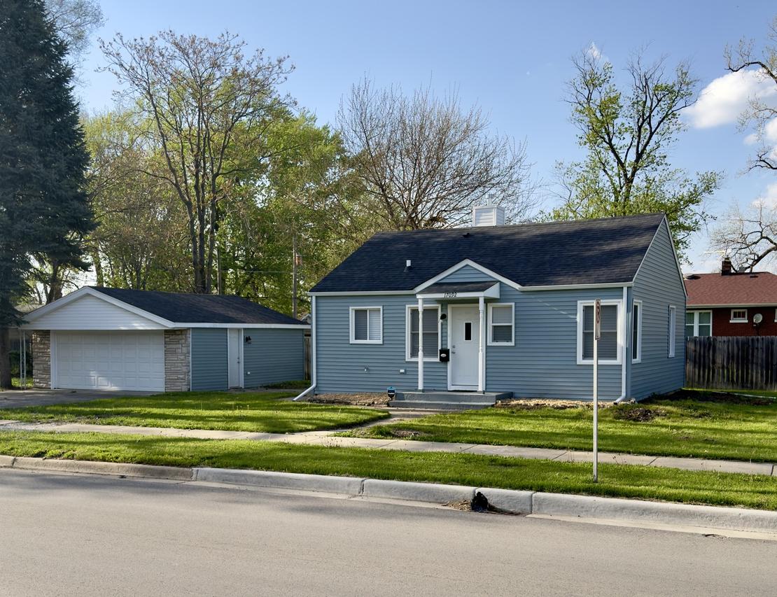 17092 Jodave Ave., Hazel Crest, IL 60429