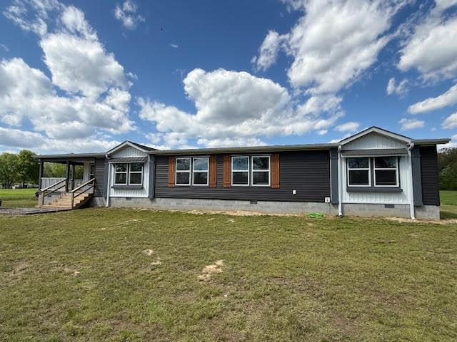 708 E South Ave., Bluford, IL 62814