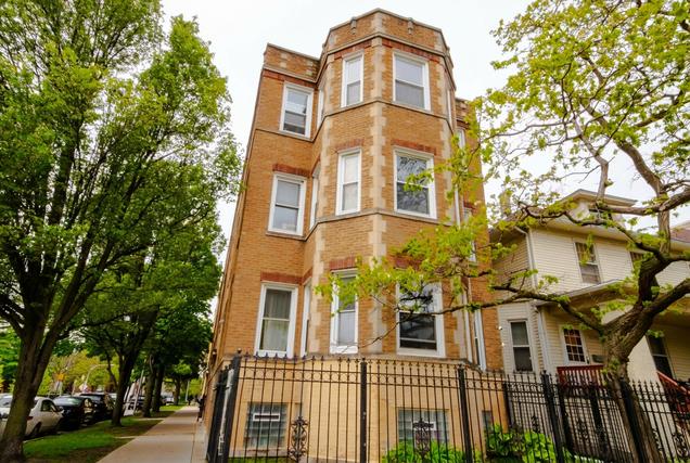 New Homes with Master Bedrooms on the 1st Floor in Albany Park: May 2nd to May 8th