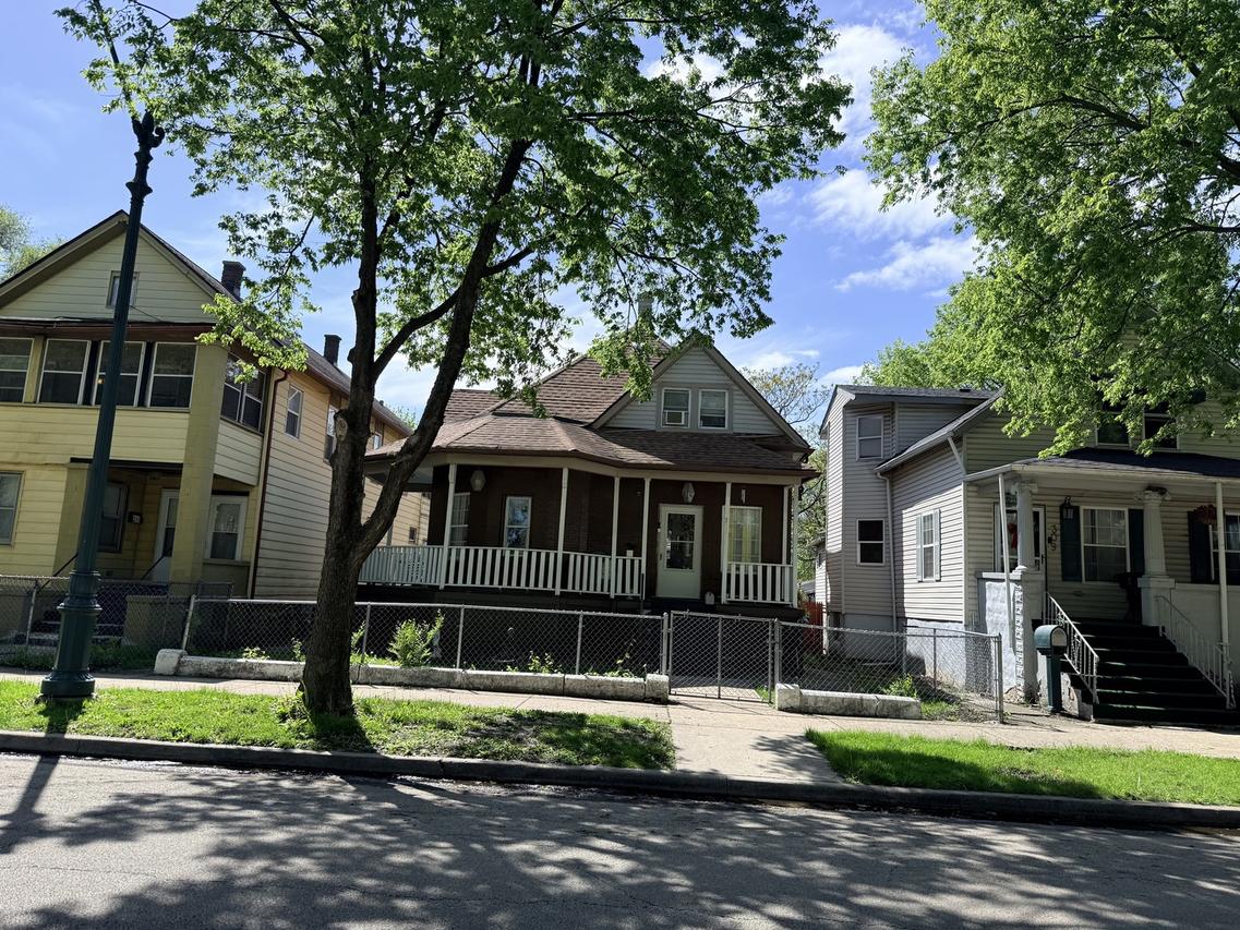 311 S Ottawa St., Joliet, IL 60436