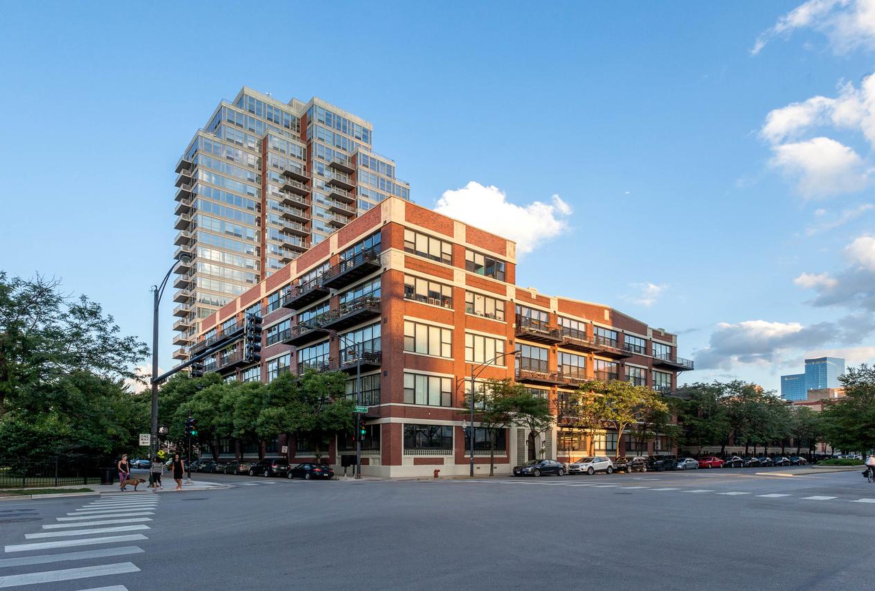 1601 S Indiana Ave. #402, Chicago, IL 60616
