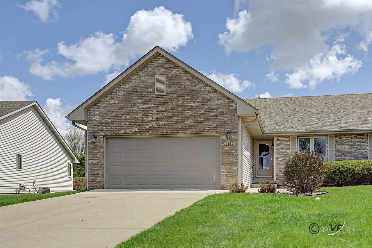 3127 Sandy Pointe Dr., Freeport, IL 61032